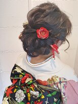 パリスパート2&nbsp;振袖にツヤ×和風編み込みシニヨンヘアアレンジ