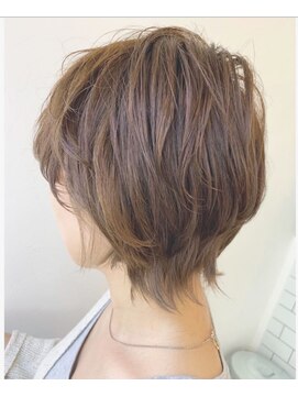 ハウリーヘアアンドスパ(HAURY hair&spa) ショートウルフ