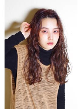 スピガ(SPIGA) パーマ風ロング