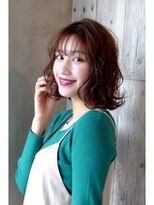 アリアバイエクラート 池袋店(ARiA by ECLART) 外はねくびれレイヤーカット大人かわいいこなれミディネビージュ