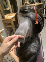 アフィナー(Afinar) イヤリングホワイトグレー