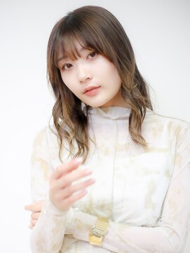 バサ 高田馬場店(BASSA) ロングレイヤー