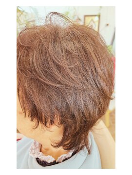 ヘアースタジオ Y&H ショートヘア
