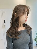 ジーナ 難波(Zina)&nbsp;レイヤーカット/オリーブベージュ
