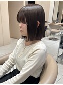 オリーブベージュ×ボブ