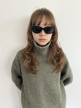 ポーズ(PAUSE) ロングレイヤースタイル