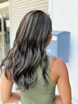 エルパティオ(EL PATIO) ハイライト/筋感/ハイトーン/コントラスト/寒色/ケアブリーチ