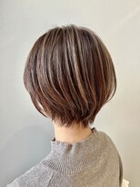 ファミリエ(familier)&nbsp;骨格補正　ショートヘア