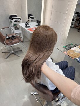 ヘアーメイクチック(HAIR MAKE CHiC) ミルクベージュ