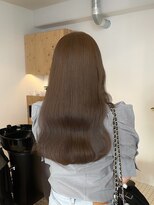 イル 天神大名店(ill)&nbsp;グレージュ/ロングヘア