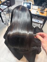 レオン(Re:ON)&nbsp;縮毛矯正×セミロング