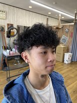 アールズ ヘア(R's hair)&nbsp;MEN’S HAIR/サーフカール/刈り上げセンターパート/印西