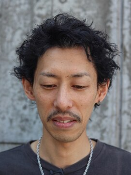 ハニー(HONEY) 縦落ちツイスパ/ツイストスパイラルパーマ/岡崎メンズパーマ