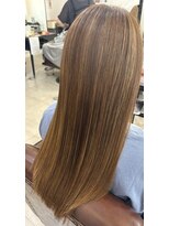 ヘアーデザイン ゴールド(Hair design GOLD)&nbsp;柔らか艶カラーのナチュラルロング