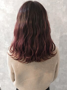 イール(iIIL) 【iIIL hair lounge】ベリー系春カラーグラデーション