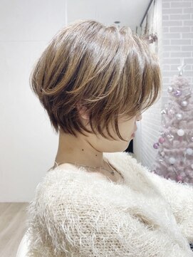 シェノン(Chainon) 【Chainon】ベージュブラウン×大人 Coolショートボブ