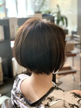 1+ アンプリュス(Unplus) 前下がりボブ/市川/市川駅北口/市川真間/