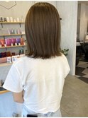 くすみベージュ30代40代大人可愛い小顔外ハネボブ艶感