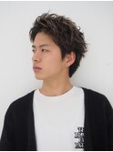 横顔が決まるスパイキーショート