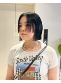 ネイビーカラー