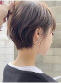 小顔ヘアふんわりショート簡単スタイリングブリーチなしカラー