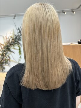 ピッポ(PIPPO) ブロンドベージュ