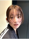 顔周りレイヤーカットグレージュカラーくびれボブショートカット