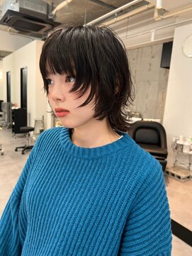 シティ(sity.) 天神　ブリーチなしダブルカラー　レイヤーカット　暖色カラー