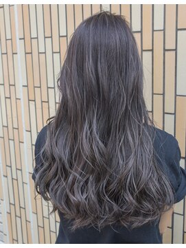 ユーノス(EUNOS.) 《EUNOS.》グレージュロング×ハイライトカラー