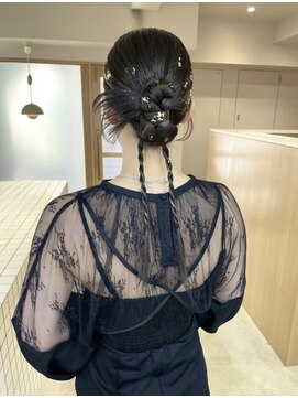 カチモリ／シニヨンヘア/ヘアセット/編み下ろし/結婚式