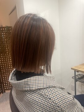 ラムル(LarMe) 切りっぱなしボブ