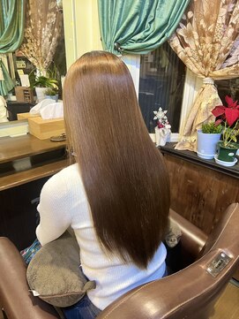 美容室 ブラウン(Brown) 髪質改善の縮毛矯正でサラツヤ髪に