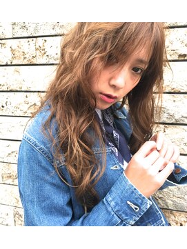 レオニード 表参道(LEONID) ニュアンスカール