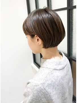 アテナ 六本松店(ATENA) 耳掛け　大人かわいい　ショートボブ