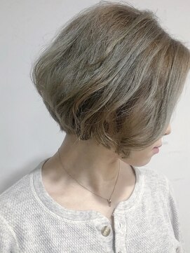スティル ヘアアンドアイラッシュ(STILL hair&eyelash) 【STILLが叶える‥】外国人風hightoneショート☆グレージュ