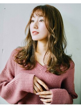 ハロ 蕨(HALO) セミロング