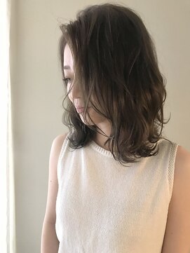 バウム(BAUM) ゆるふわスウィートAラインミディ