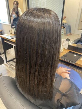 オールマイティービューティーモア(ALLMYTEA Beauty more+) 艶ミディアム/グラデーションカラー/オリーブグレージュ[大宮駅]