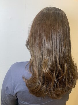 バリエ ホテル日航札幌店(VARIE) ロングヘア 12月