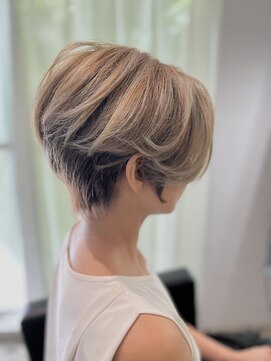 ツムグ 代官山店(TUMUGU) 30代40代50代ヘルシースタイルチョコレートショートヘア代官山