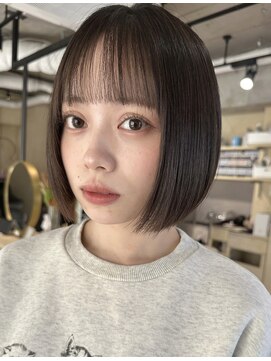 ティア(Tia.) 縮毛矯正/髪質改善トリートメント/ミディアムヘア/グレージュ