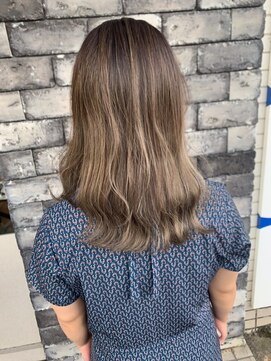 ライズ バイ レボ 柏店(RISE by REVO) 大人かわいい/レイヤーロング/グレーベージュ/前髪パーマ/柏