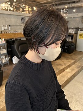 ウィークエンド(WEEKEND) ブラウンベージュ白髪ぼかし ショートスタイル