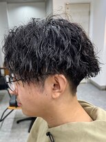 フゥ 宇都宮(FeU) 波巻きパーマメンズパーマメンズヘアツーブロックツイストパーマ