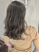 ヘアメイク トゥエンティワン HAIRMAKETwentyOne レイヤーミディアム/アッシュベージュ