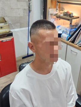 ヒルマ ヨルマ(HIRUMA/JORMA) いかつめのおしゃれボウズ