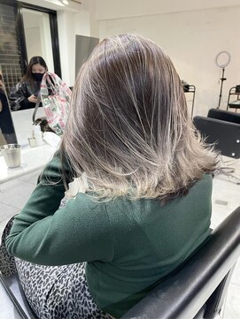 ブレンド 渋谷(BLend) 前髪ハイライトカラーこなれミディイメチェンウェーブパーマ