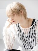 ホワイトベージュ　ラウンドマッシュ　アンニュイ　MOMO