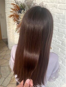 アリー(ALii)の写真/【Aujua取扱い店】お客様1人1人に合ったトリートメントのご提案で、髪質改善♪指通りなめらかな質感に☆