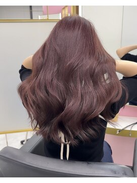 ジュイル シブヤ(JEWIL SHIBUYA) ピンクベージュ！